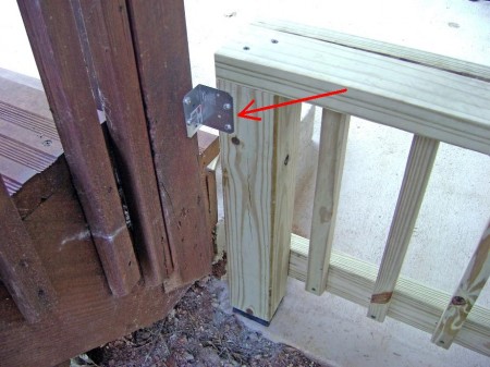 Concrete Patio Deck Rail: Simpson Strong-Tie Connector Plate