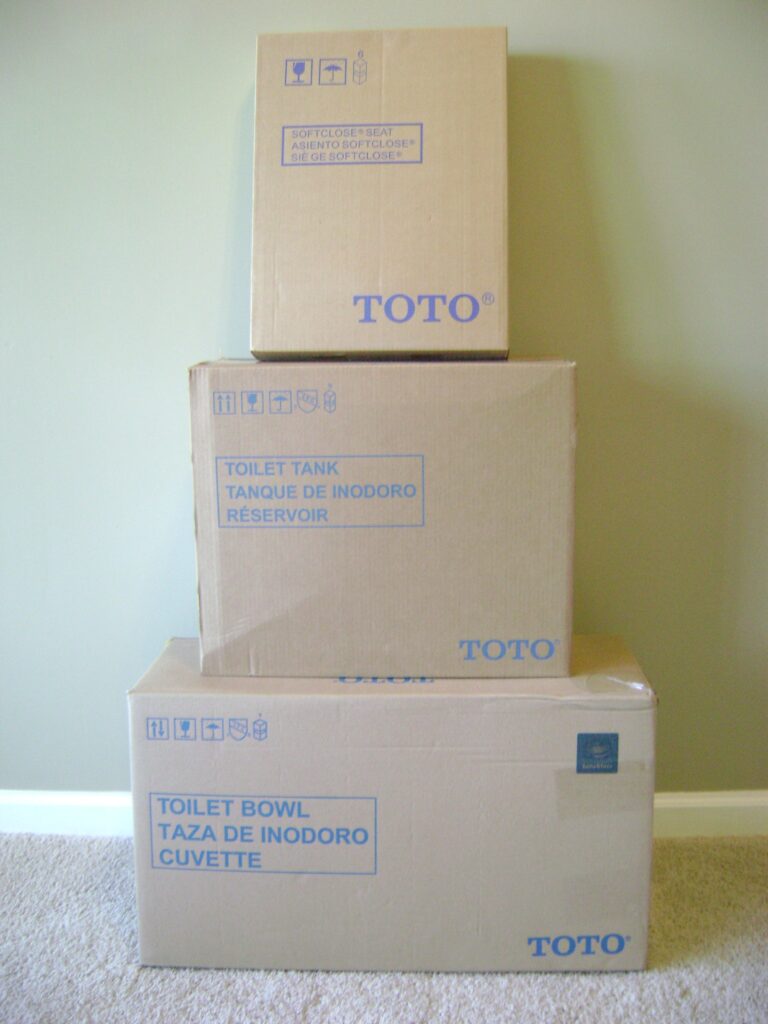TOTO Drake Toilet - Shipping Boxes