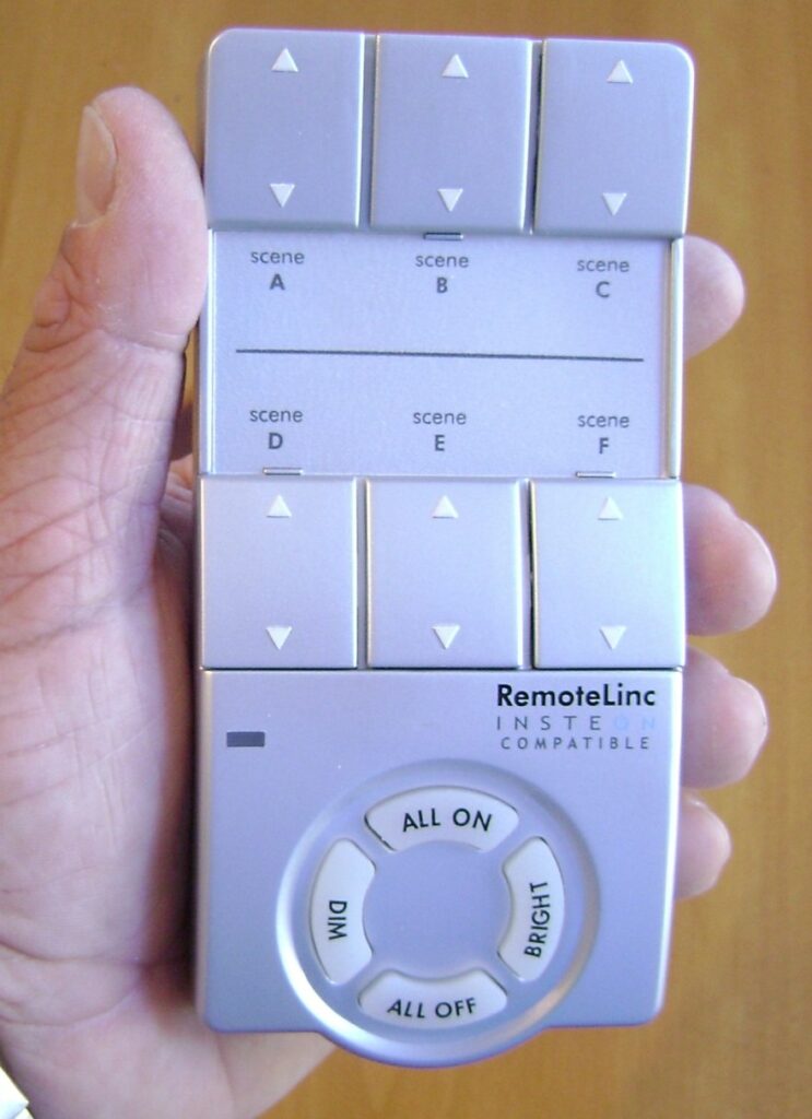 RemoteLinc #2440 - Insteon Wireless Remote Control