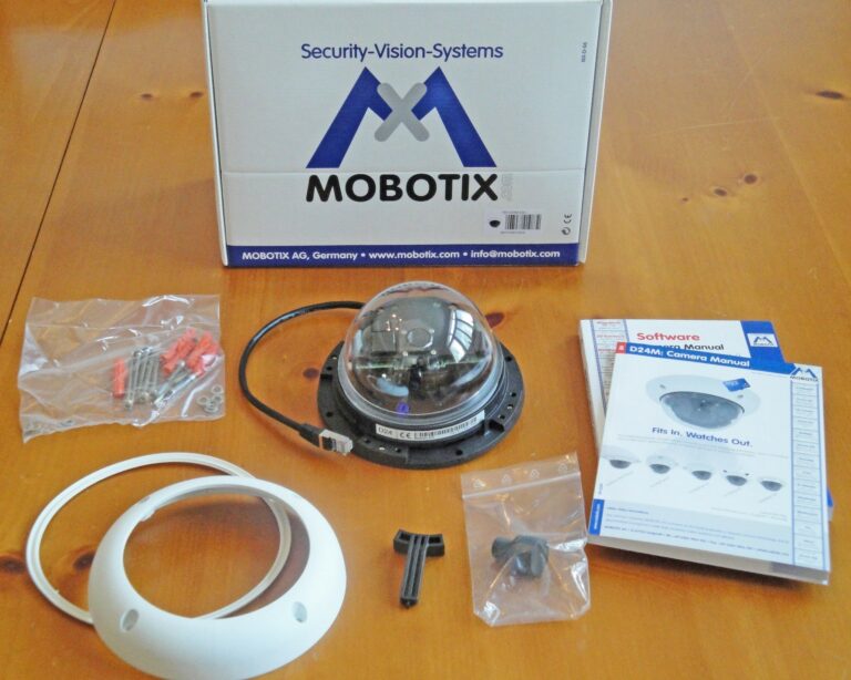 Mobotix D24M-SEC HiRes Internet Camera