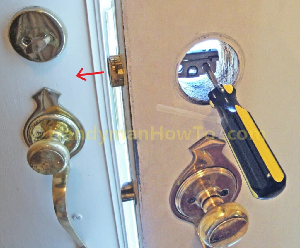 Exterior Door Deadbolt Lock: Remove Latch