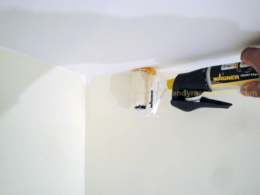 WAGNER SMART Edge Roller: Painting the Ceiling Corners