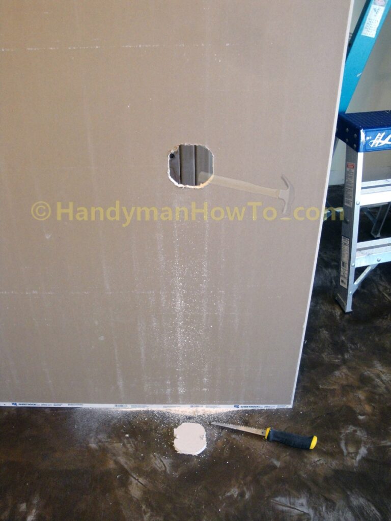 Ceiling Drywall Installation: Hole Cut for the Ceiling Light Electrical Box