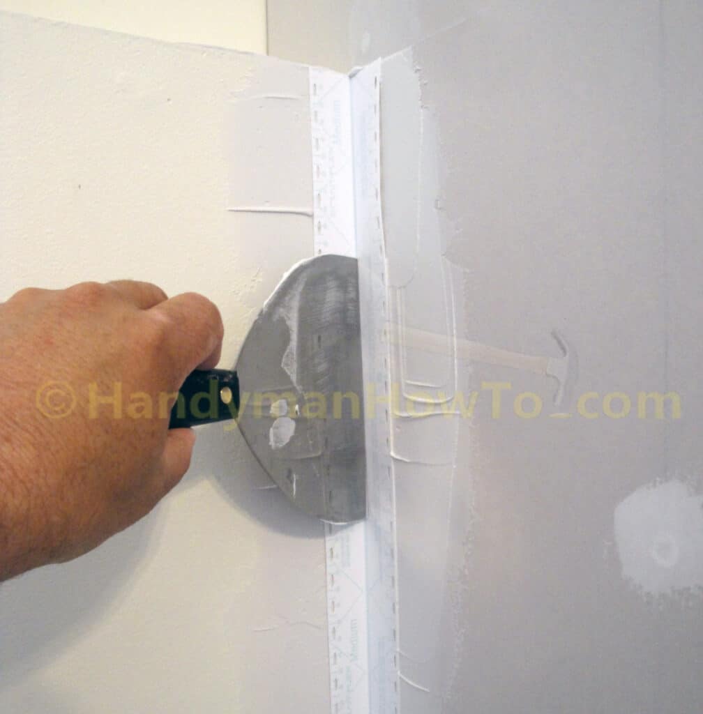 Strait-Flex Medium Drywall Tape Corner Installation
