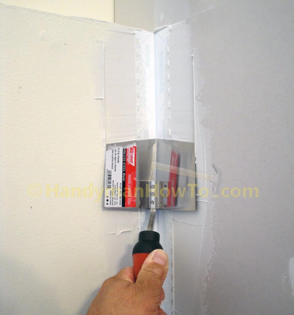 Strait-Flex Medium Drywall Tape Installation: Inside Corner Tool