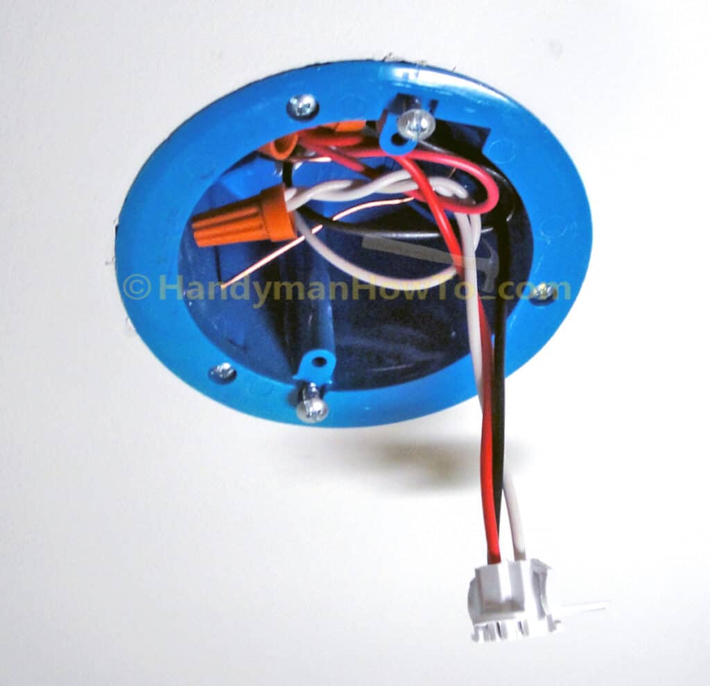 Smoke Alarm Ceiling Box Wiring: NM-B 14/3 and AC Quick Connect Plug